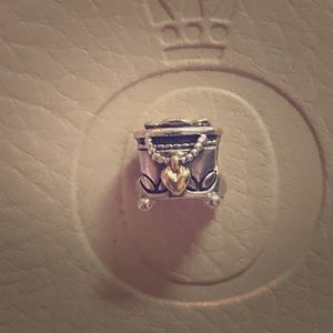 Authentic Pandora My unforgettable moment charm